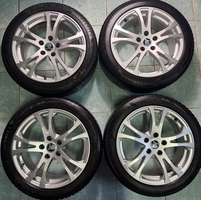 Roti/ jante aliaj R17 Skoda Octavia  225/45/17 M+S