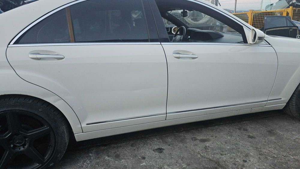 Dezmembrez Mercedes S class W221 4matic S320 S350 S500 S420 motor cuti