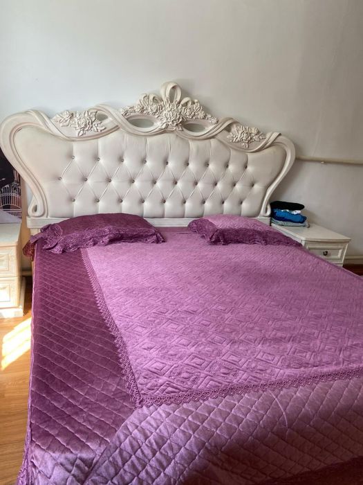 Диван в отличном состояний