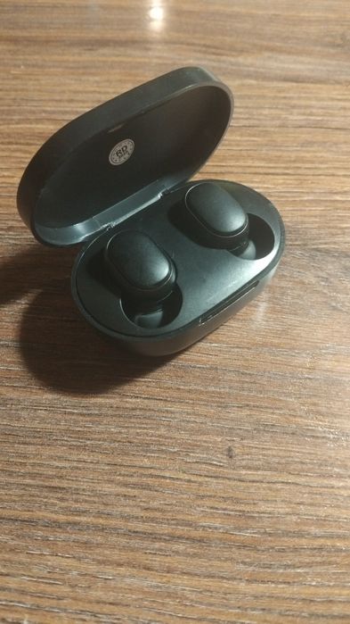 Продам наушники Redmi