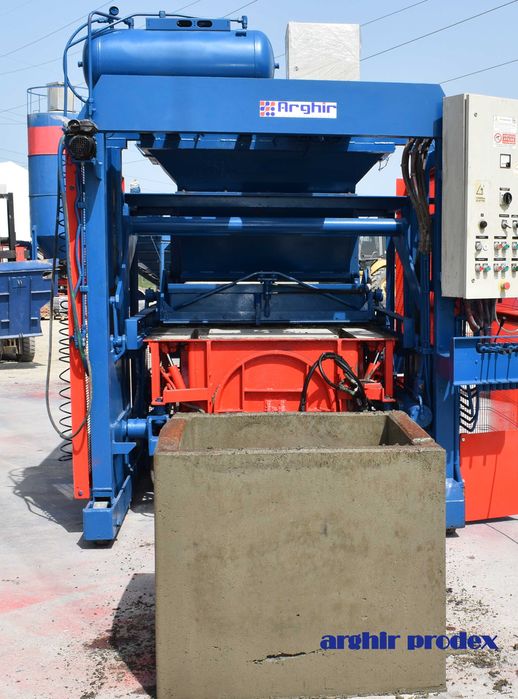 Mașină cămine beton, MASINA CGM camine și tuburi din beton