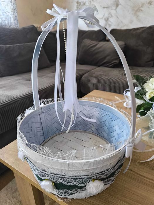 Аксесоари за сватба, цветчета, кошници,подаръци за гости,букети