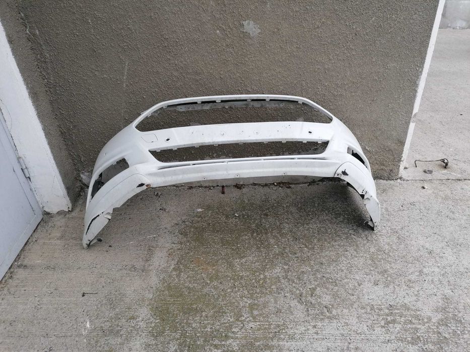 Bara fata Ford Mondeo 2019 mk4