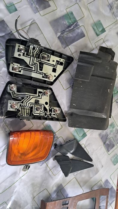 Мерс.124 зап салонные..