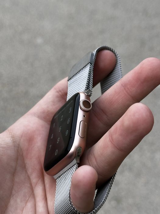 Продам Apple watch 5 series 44mm