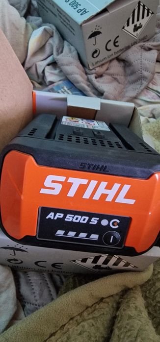 Biliard Stihl ap 500s acumulator