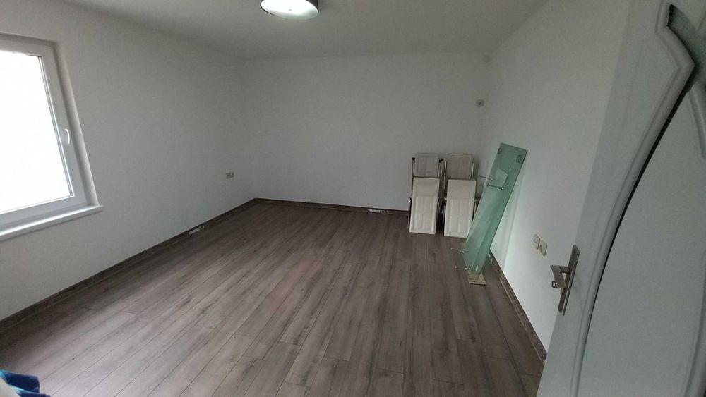 Продава се Къща в Разград, Житница - 100 кв.м за 1428 €/кв.м - Снимка #3