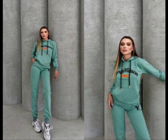 Compleu damă diferite modele