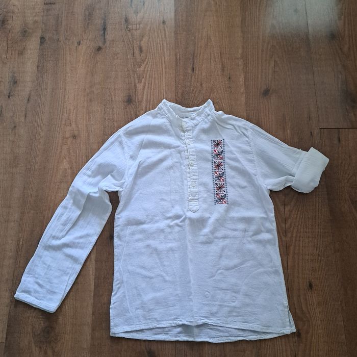 Българска народна риза с шевици