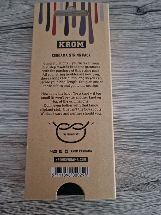 Ata Kendama + 3 spinners Strings