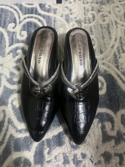 Почти новая обувь одета 2 раза