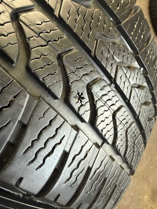 4x Anvelope iarna 215/65 R16C - GoodYear Ultra Grip Cargo