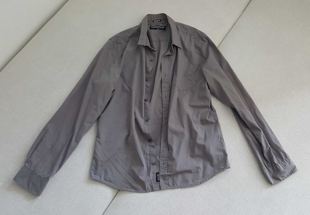 Продавам сиво мъжко сако на Miroglio Lana и риза Kenvelo