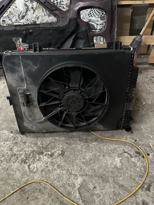 Продам радиатор и обожур винтелятора W210