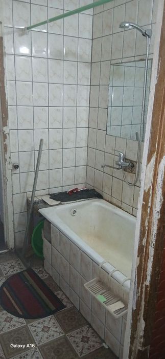 Сотилади Чилонзор 11 квартал 2 хонали