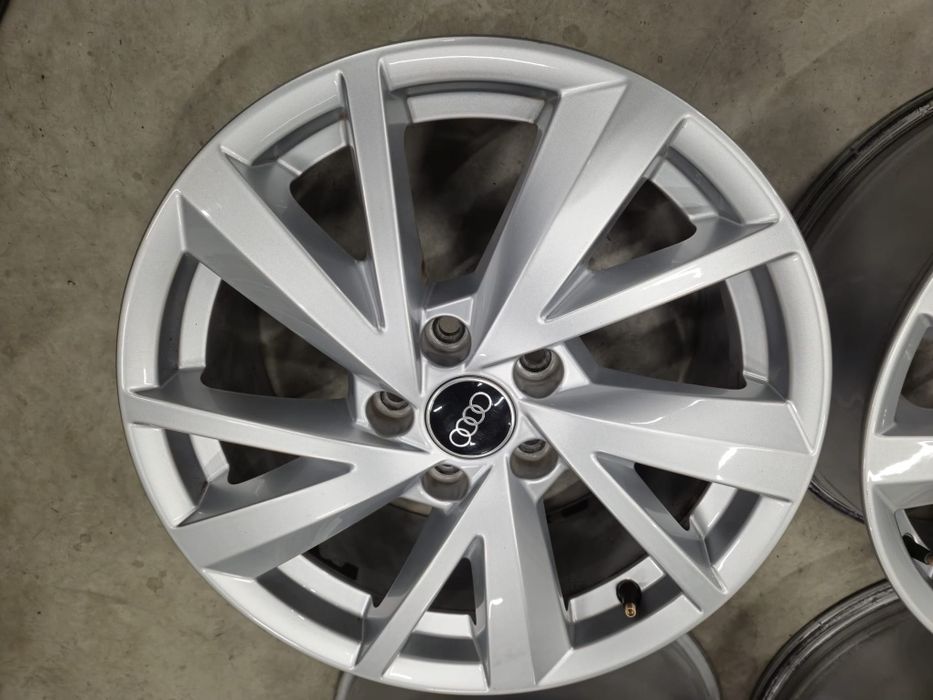 Jante Audi Q2 R17 originale stare impecabila/ Audi Q3 A3