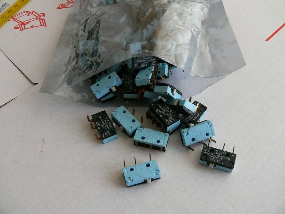 Микроключ Микро ключ превключвател