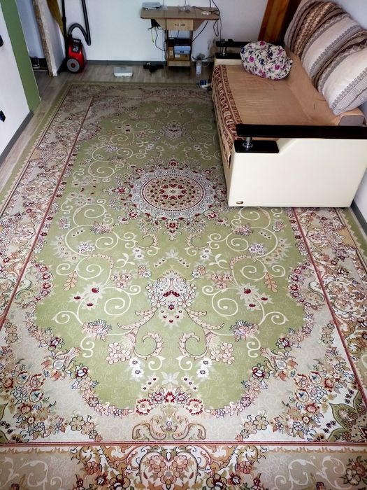 Продам ковер размером 3×5