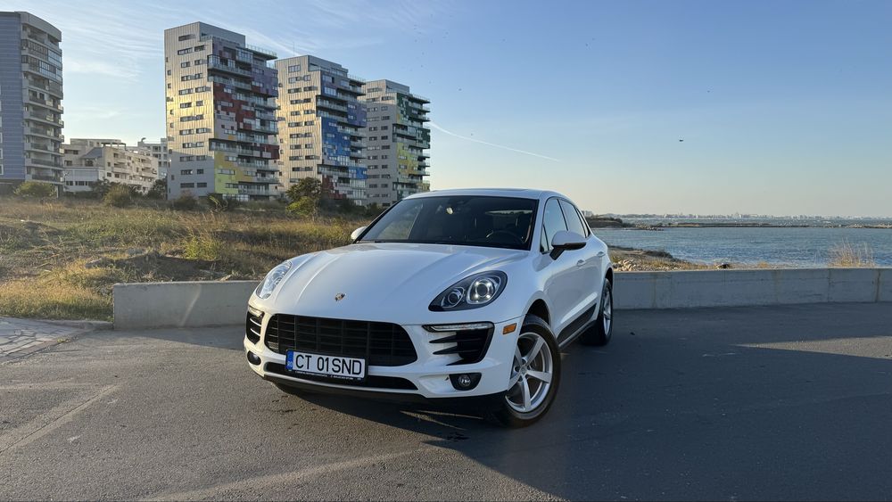 2017 Porsche Macan 2.0T R4 252 CP