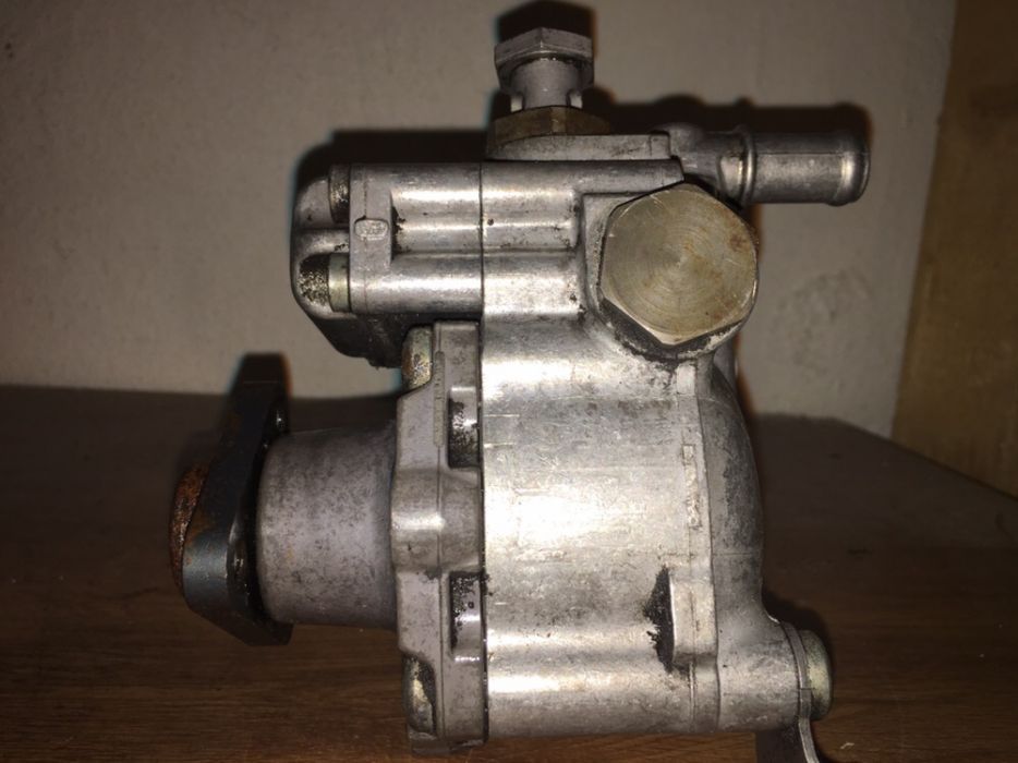 Pompa servo bmw E60/61 20D 177cp