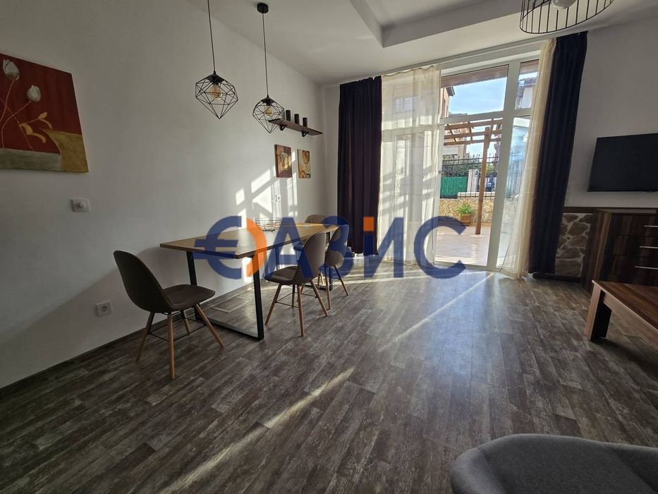 Продава се Двустаен апартамент в Несебър - 77 кв.м за 1403 €/кв.м - Снимка #9