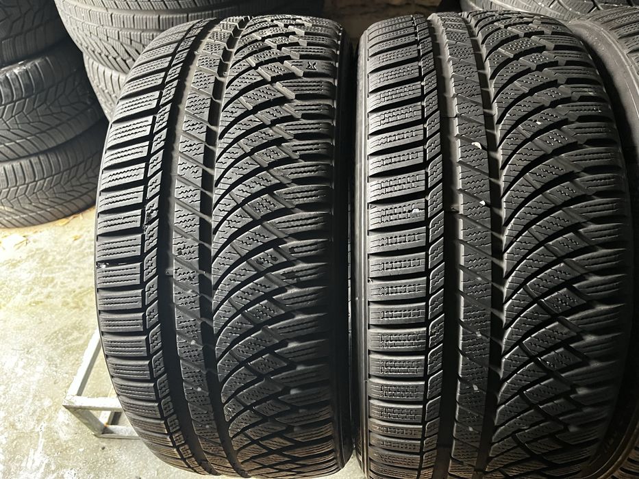 Комплект шин 245 // 40 // 18