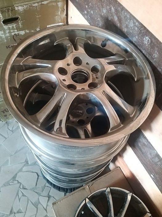 Продам диски и шины.