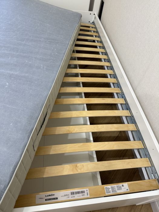 Кровать 90*200  IKEA