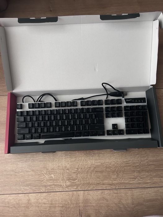 Tastatură Genesis Rhod 420 RGB