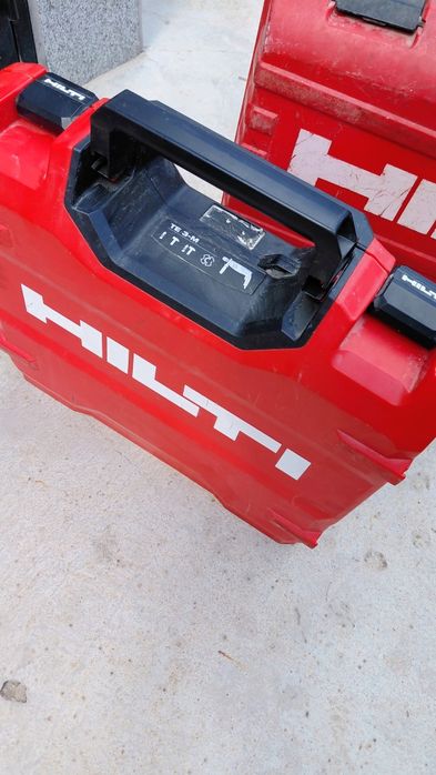 Hilti Куфари за машини Nuron