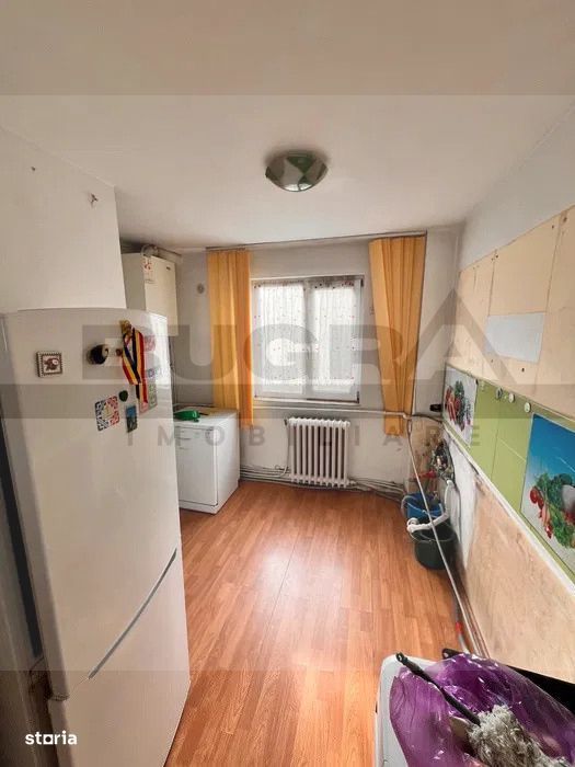 Apartament cu 4 camere, decomandat, 80 mp, zona Grigore Alexandrescu