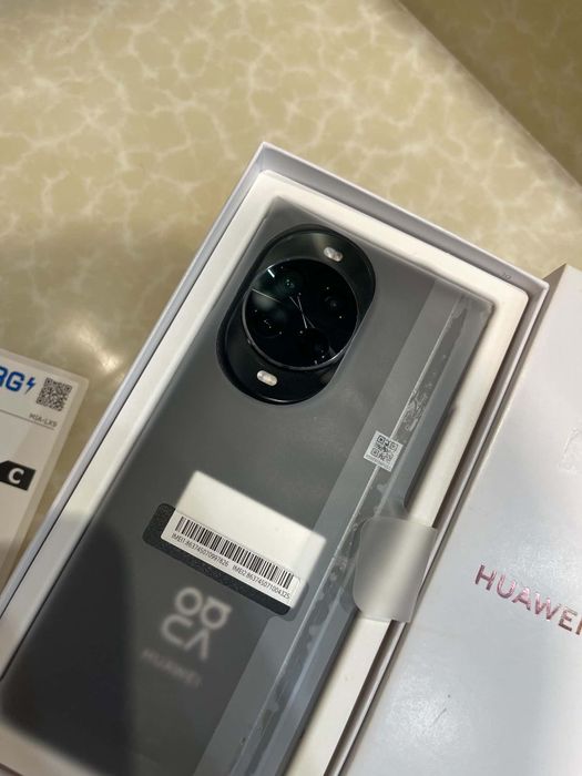 Възможен Бартер/ЧИСТО НОВ !!! Huawei nova 14 Pro, Dual SIM, 12GB RAM, 512GB, Black