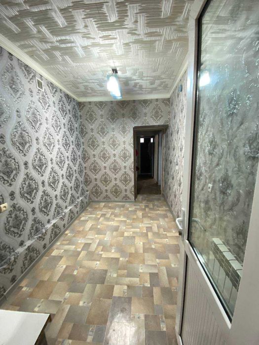 Қўйлиқ 1-массивда 3 хоналик квартира Матонат метрога якин без маклера