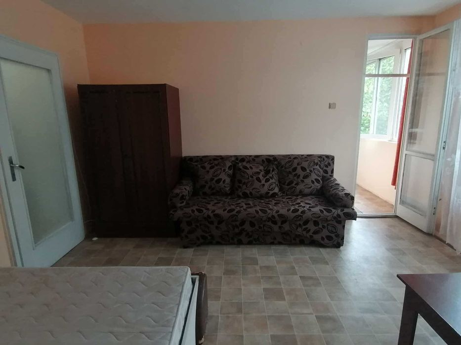 Дава се под наем Едностаен апартамент в Пловдив, Гагарин - 40 кв.м за 255 € - Снимка #4