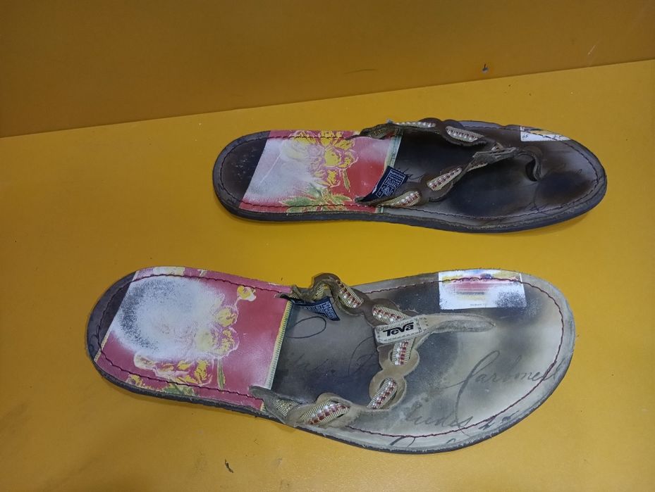 Teva кожени джапанки N 41