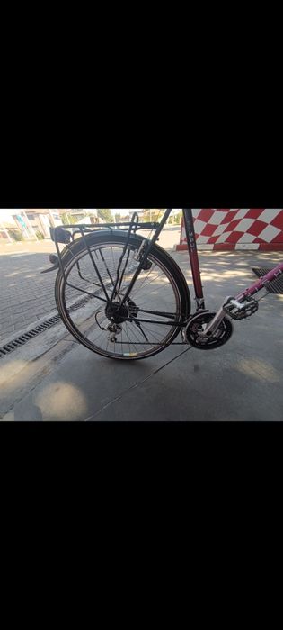 Vând bicicletă în stare perfectă de funcționare