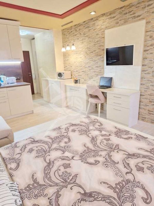 Продава се Едностаен апартамент в Созопол - 45 кв.м за 1534 €/кв.м - Снимка #2