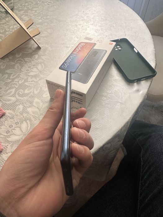 Продам Redmi Note 9S
