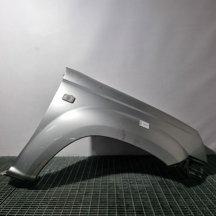Aripa Dreapta Fata Nissan X - Trail T30 2001 - 2008 4 Usi SILVER KYN (1412)