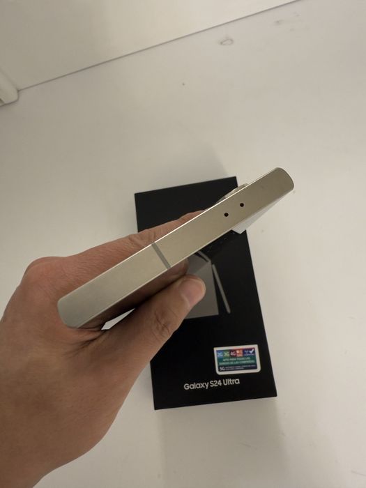 Galaxy S24 ultra продаётся 512GB