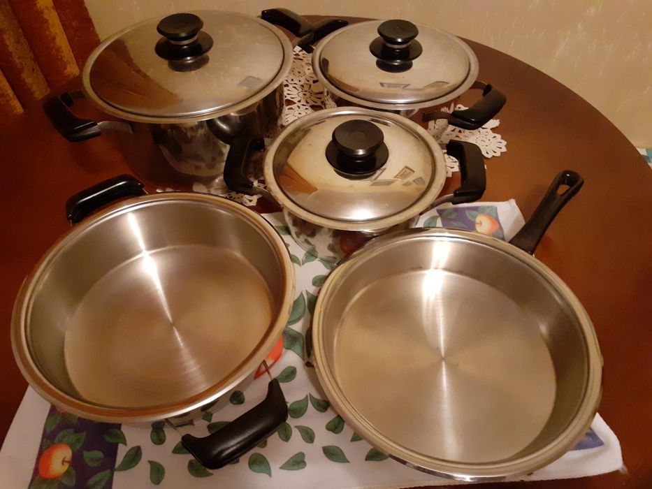 Oale și cratiti de inox