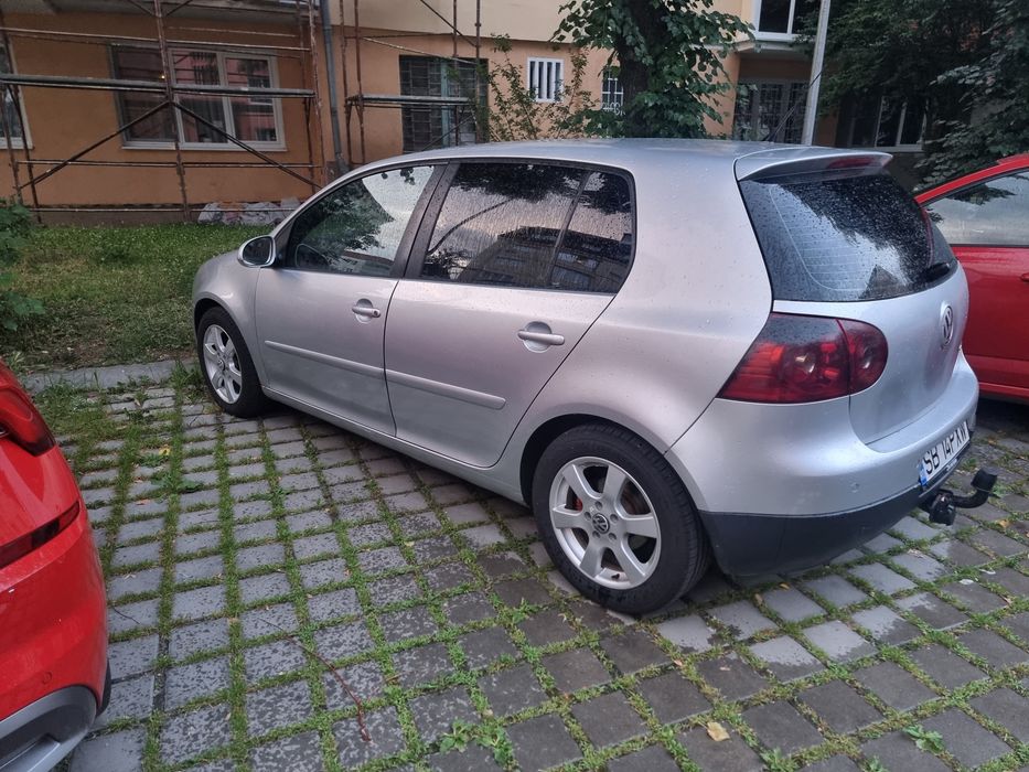 Golf 5 gri 19 tdi