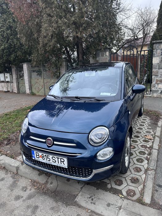 De vanzere autoturism marca Fiat 500.