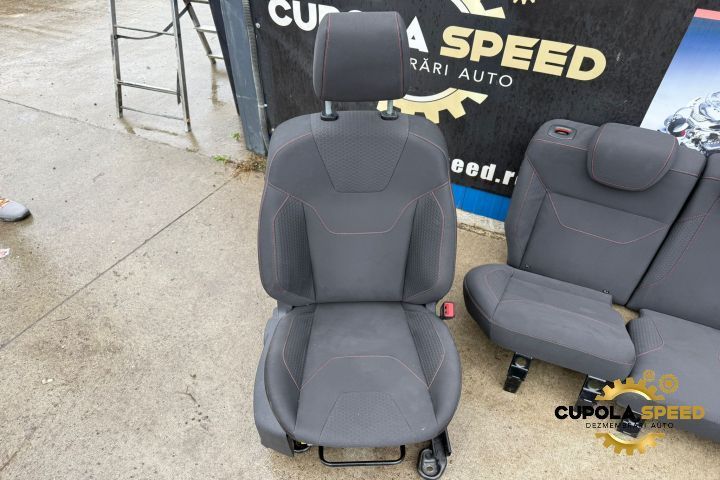 Interior scaune fata+bancheta spate ST-Line ( de Europa ) Ford Focus