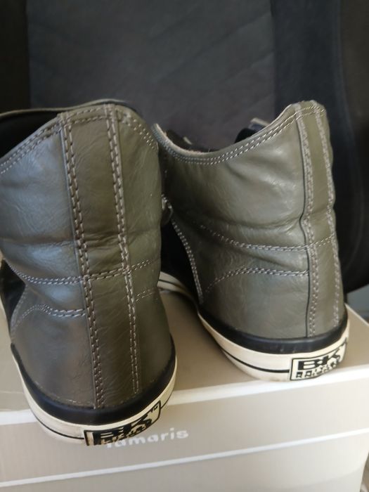 Кецове естествена кожа.