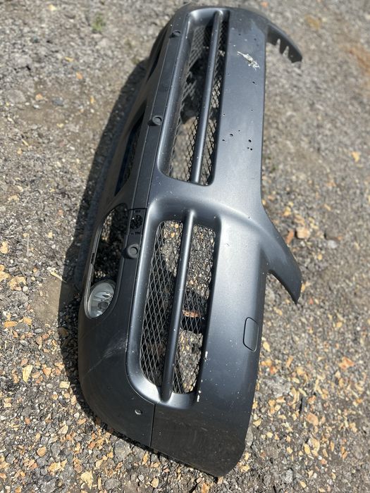 Предна броня за VW Touareg до 2006г