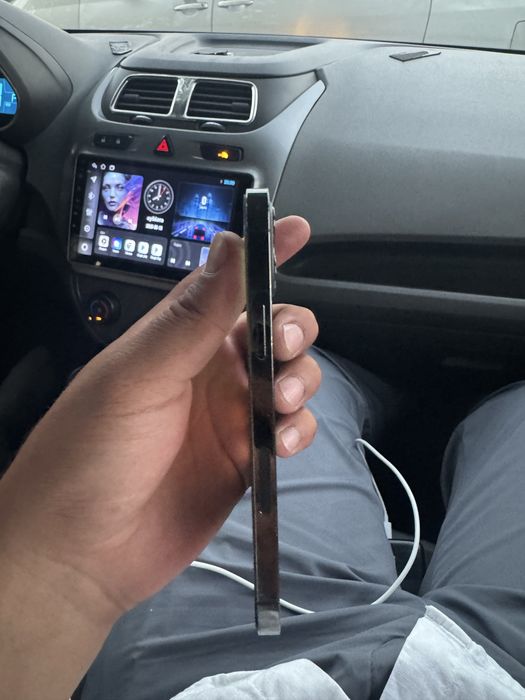 iPhone 12 pro ….