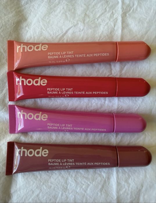 Оригинални Rhode Peptide Lip Tint / Treatment гланцове от САЩ – 9 € | Налични цветове | BESTIE промо + 2 гланца ПОДАРЪК