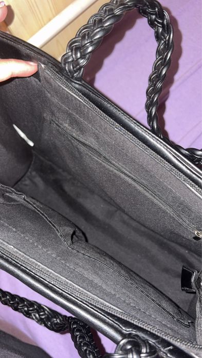 Чисто нова чанта носена е само веднъж