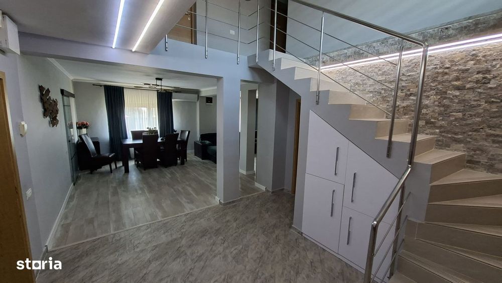 Vila P+1E de vanzare in localitatea Eforie Nord, zona de vile